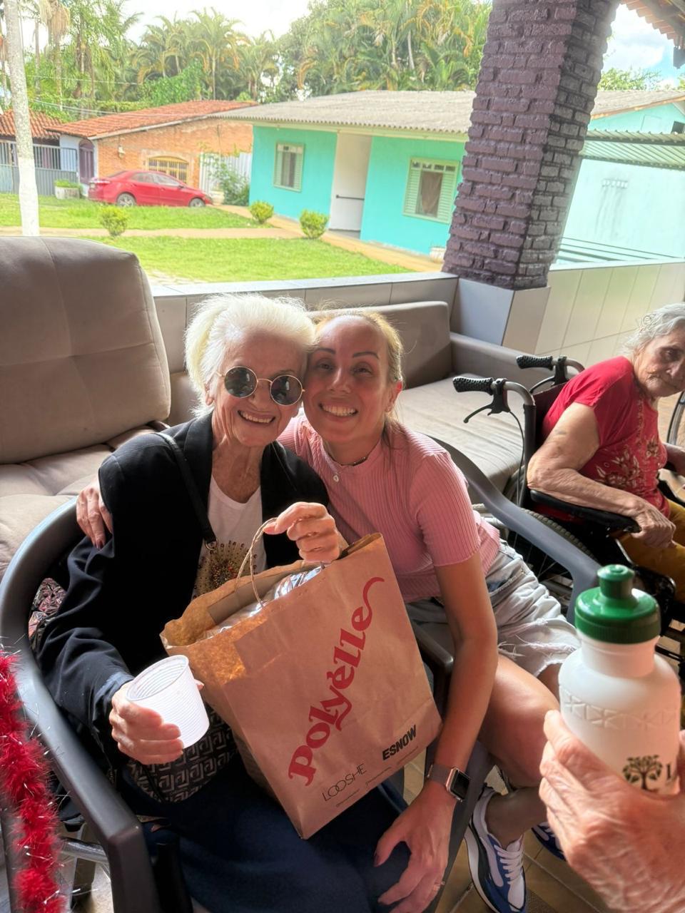 Visita de jovem voluntária